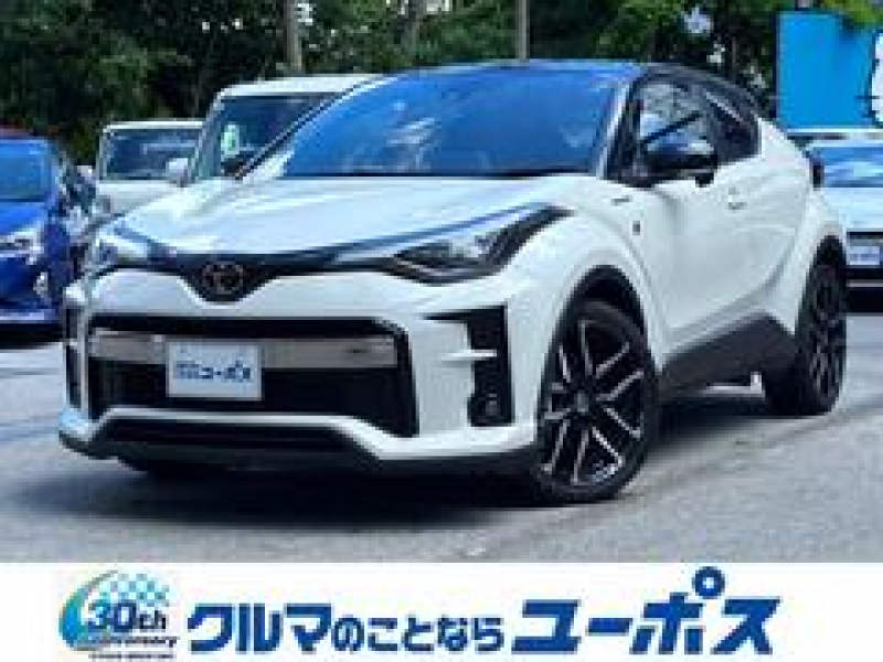 トヨタ C-HR ハイブリッド　S　GRスポーツ　OP10年保証対象車　GRスポーツ　ETC　純正ディスプレイオーディオ　バックカメラ　フルセグTV　ドライブレコーダー　ハーフレザーシート