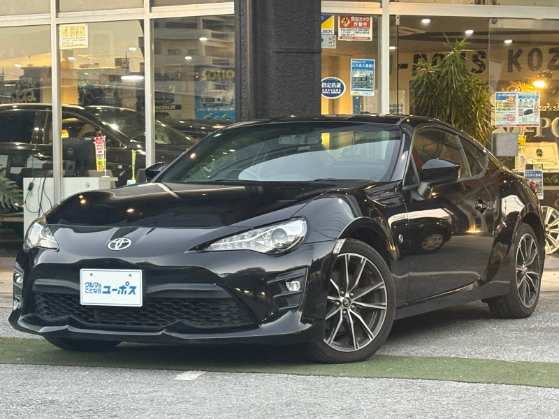 トヨタ 86 GT　OP5年保証対象車両！　TRDトランクスポーラー　LEDヘッドライト　純正17インチアルミホイール