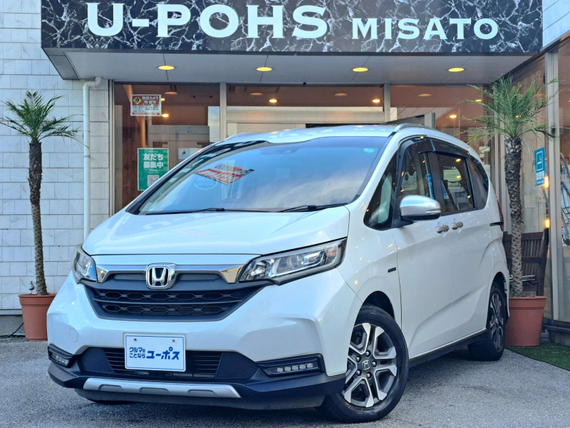 ホンダ フリード＋ ハイブリッド　クロスター ホンダセンシング　OP10年保証対象車　純正9インチナビ　フリップダウンモニター　両側パワースライドドア　バックカメラ