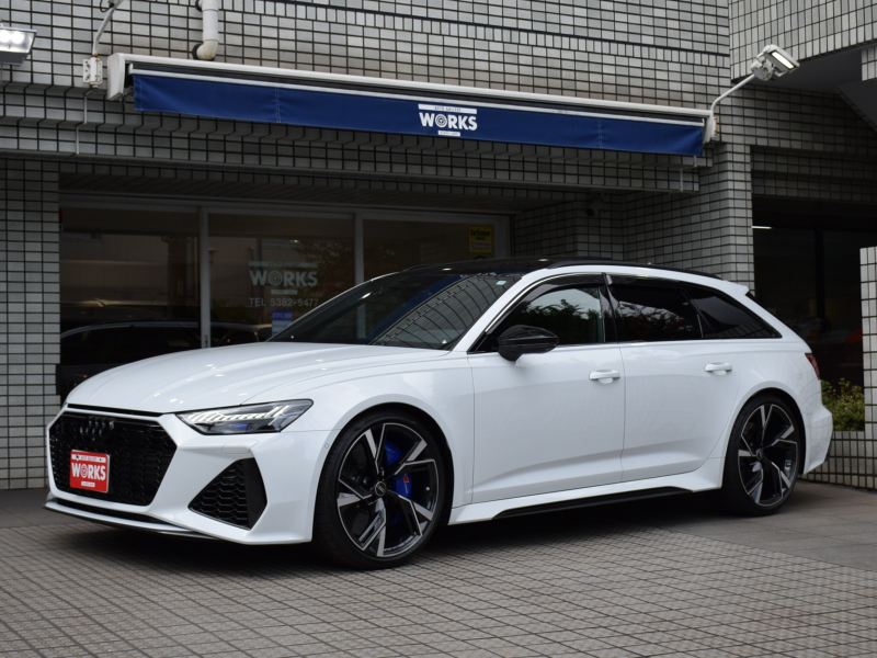 アウディ RS6アバント カーボン&ブラックスタイリングPKG