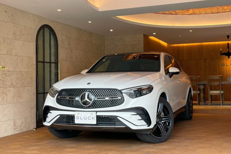 メルセデスベンツ GLCクーペ 220d 4MATIC(ISG) AMGライン MP202401　パノラマルーフ Burumester レーダーセーフティ AMGレザーEXCLPKG AMGラインPKG シートヒーター