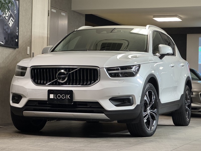 ボルボ XC40 XC40 B4 4WD Inscription