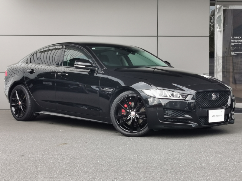 ジャガー XE 20d Rスポーツ 禁煙車 メリディアン 19AW シートヒーター アダプティブクルーズコントロール シートメモリ 電動調整ステアリングコラム アンビエントライト パドルシフト