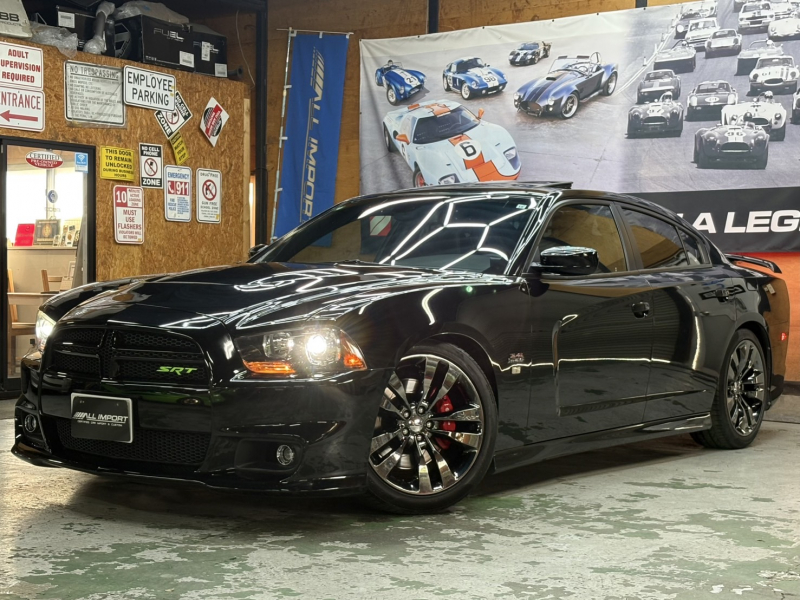 ダッジ チャージャー 新車並行　SRT8　ストラーダ8.4モニターナビ　Brembo　Borla　