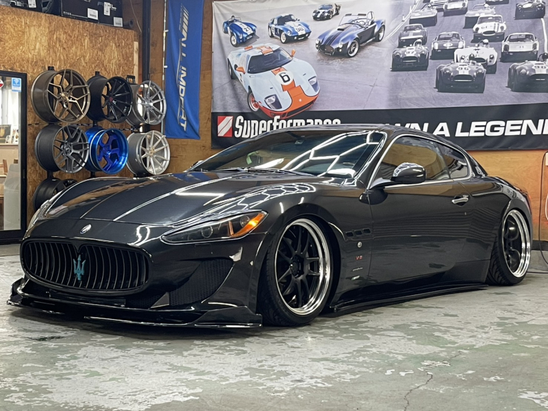 マセラティ グランツーリズモ CLエアサス　WORK 20AW　パワクラダウンパイプ　ワンオフマフラー　エアロ　サイバーナビ