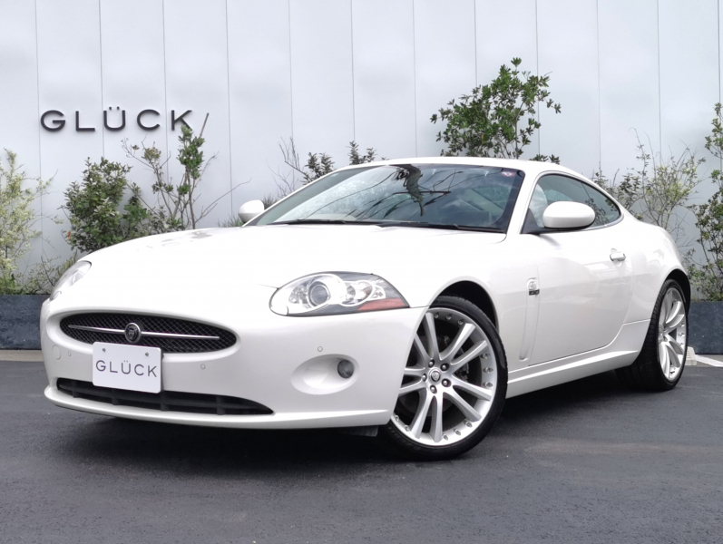 ジャガー XK クーペ4.2　クルコン 純正ナビ  スマートキー 革シート プッシュスタート パワーシート 20インチAW シートヒーター  ハンドルヒーター 2ゾーンクライメイト ディスチャージヘッドライト