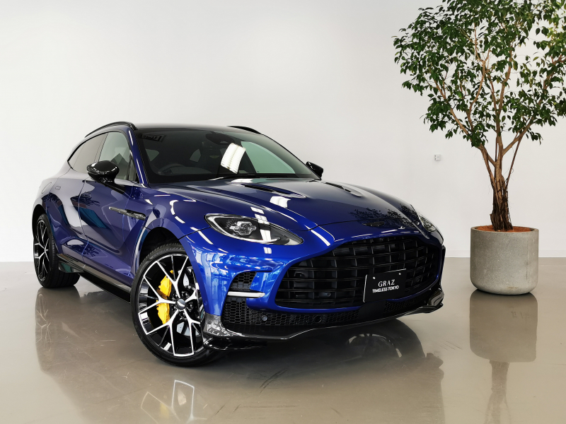 アストンマーティン DBX 707 4.0L V8 RHD 2025MY メーカーOP総額1200万円超　Bowers & Wilkins　グロスツイルカーボンエクステリアパック　グロスツイルカーボントリム　インスパイアスポーツ - デュオトーンインテリア　23inch DBX707フォーティスホイール　前後シートベンチレーション