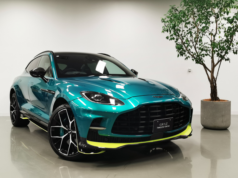 アストンマーティン DBX 707 AMR23Edition 4.0L V8 RHD OP総額1100万円超 特別仕様車 1オーナー　23inchDBX707フォーティスホイール　AMR23Edition-with-Q-Highlights　ツイルカーボンエクステリアパック(Upper/Lower)　前後シートベンチレーション