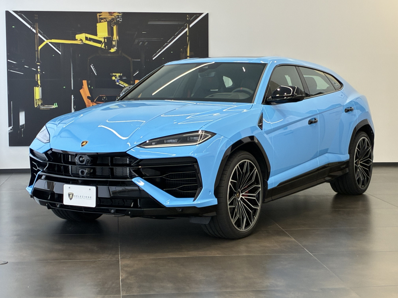 ランボルギーニ ウルス SE 4WD 左H