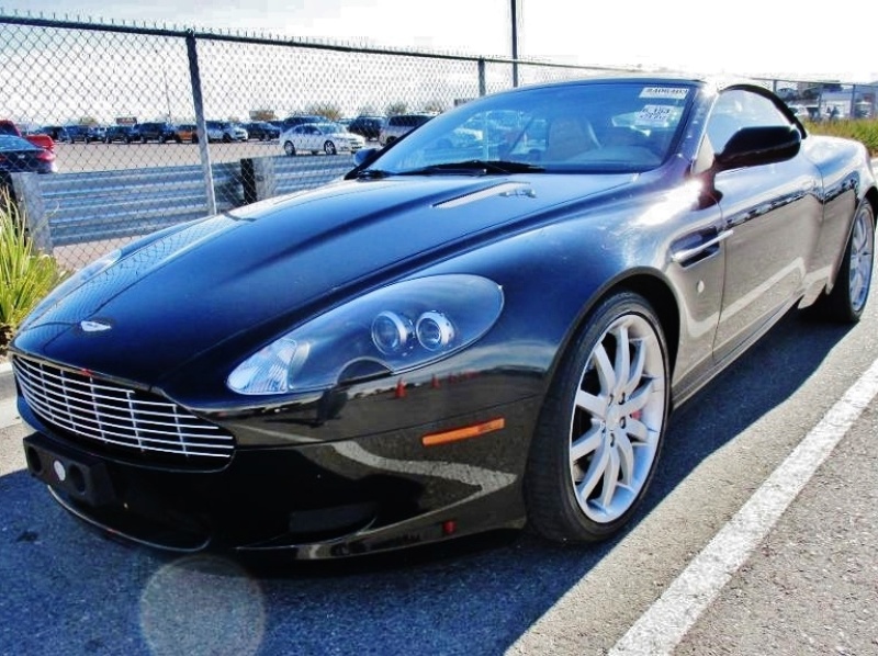 DB9