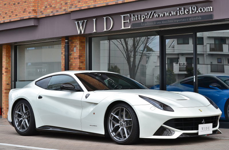 フェラーリ F12ベルリネッタ 