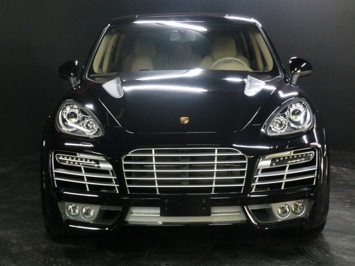 ポルシェ カイエン Cayenne S ディーラー車 TechArt MUGNUM 中古