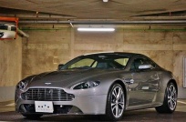 V12 ヴァンテージ