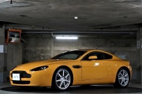 V8 ヴァンテージ