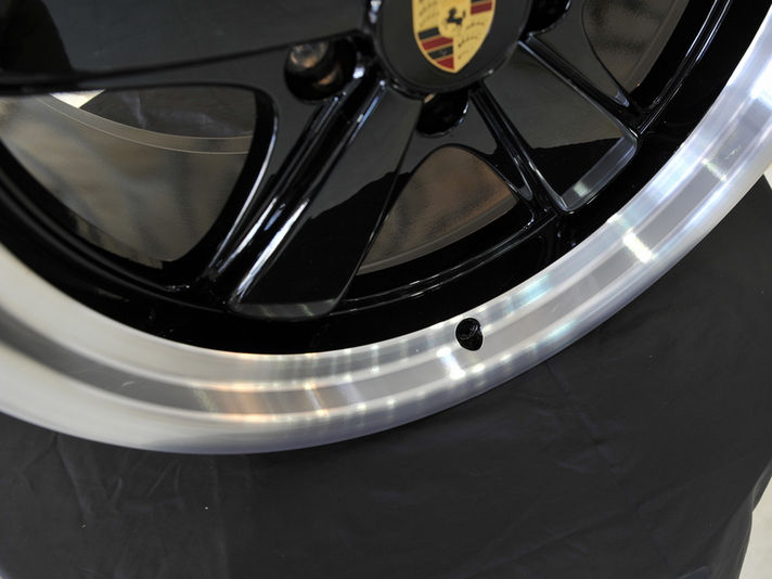 997用 スポーツクラシックホイール 19インチ