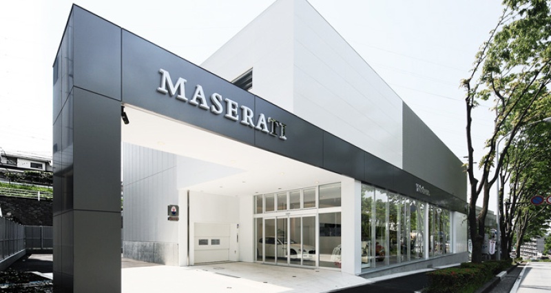 マセラティ横浜