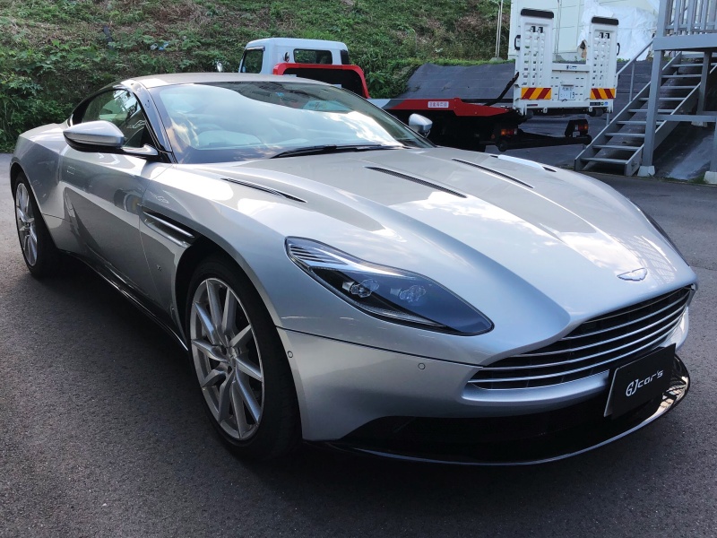 アストンマーティン DB11 ローンチエディション