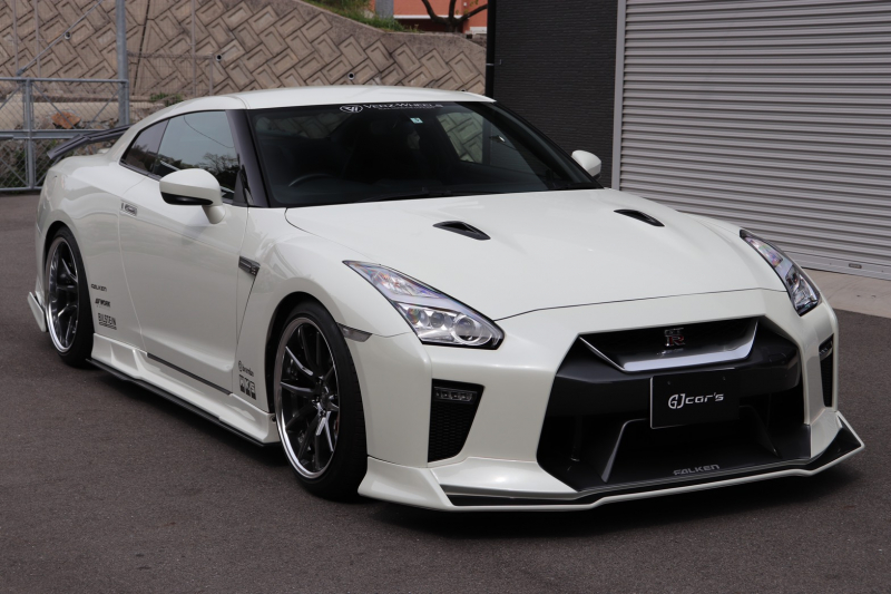 日産 GT-R 35ピュアエディション