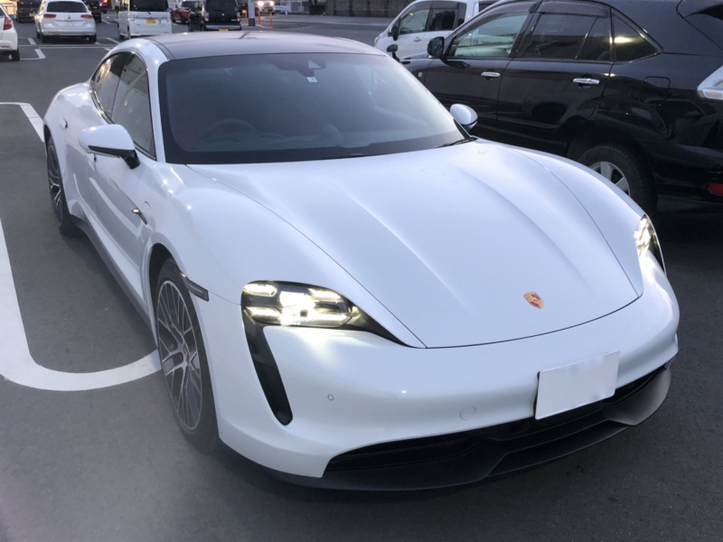 ポルシェ タイカン 4S