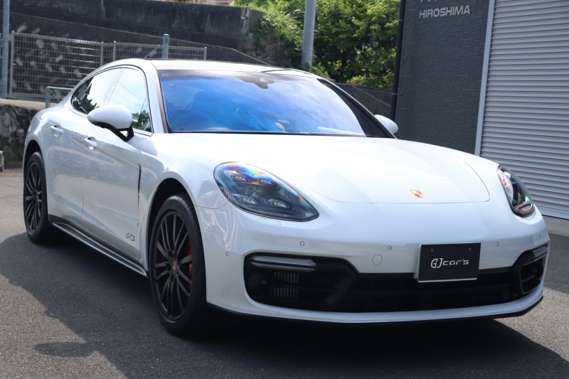 ポルシェ パナメーラ GTS