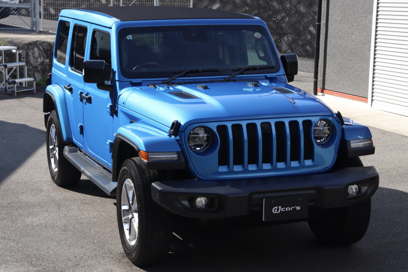 ジープ ラングラー アンリミテッド　サハラ　スカイワンタッチパワートップ4WD