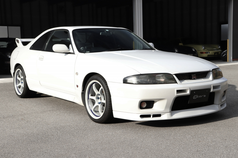 日産 スカイライン GT-R 