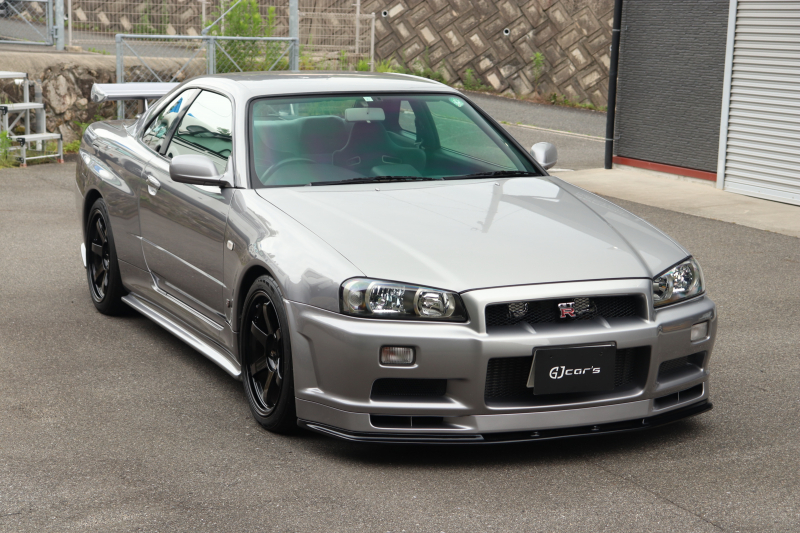 日産 スカイライン GT-R 