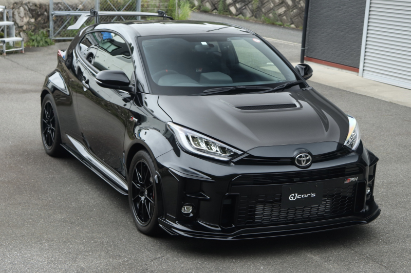 トヨタ GRヤリス GRMNサーキットパッケージ