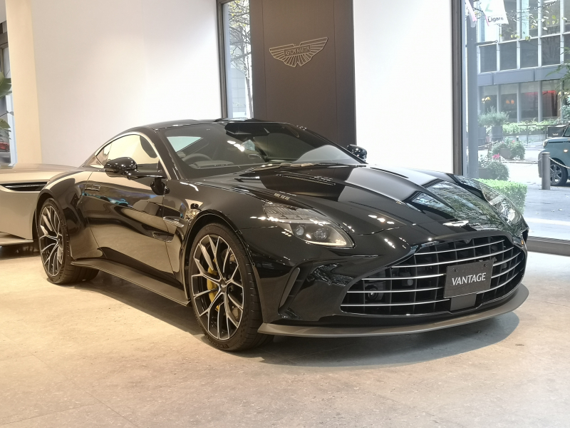 アストンマーティン ヴァンテージ