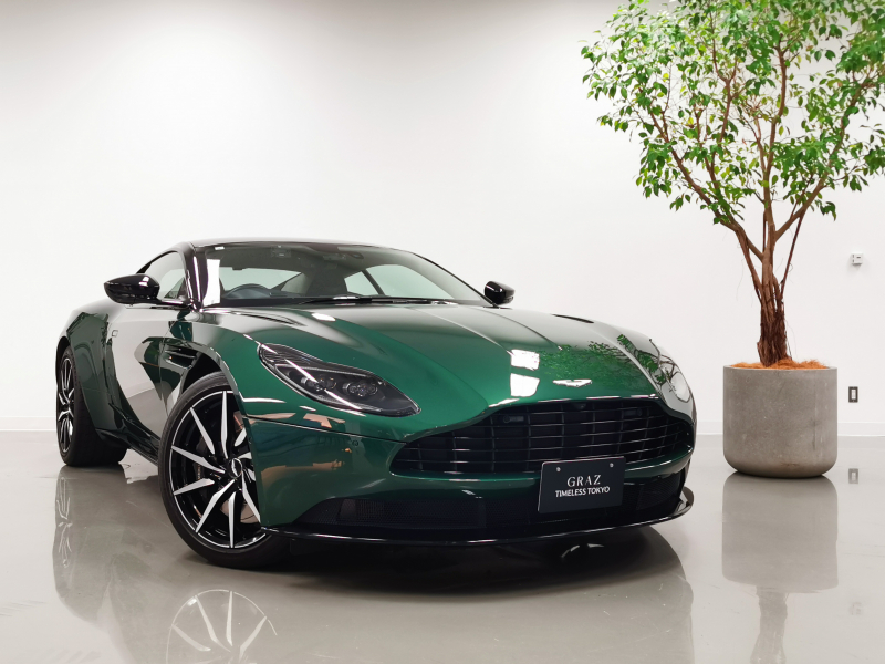 アストンマーティン DB11