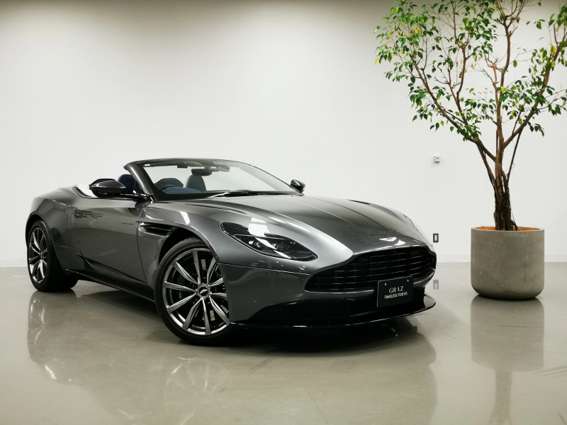 アストンマーティン DB11