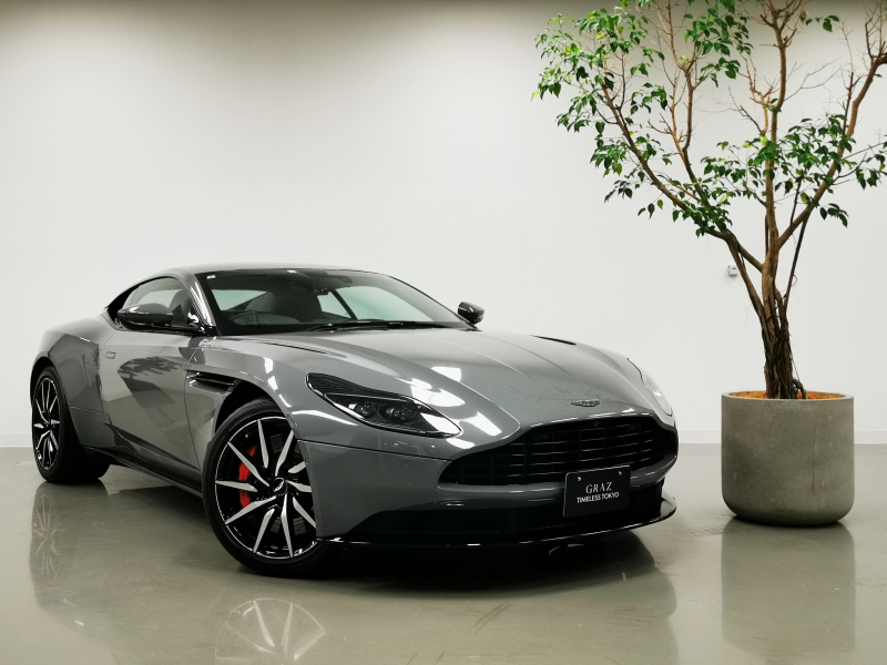 アストンマーティン DB11