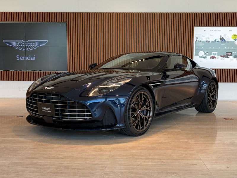 アストンマーティン DB12