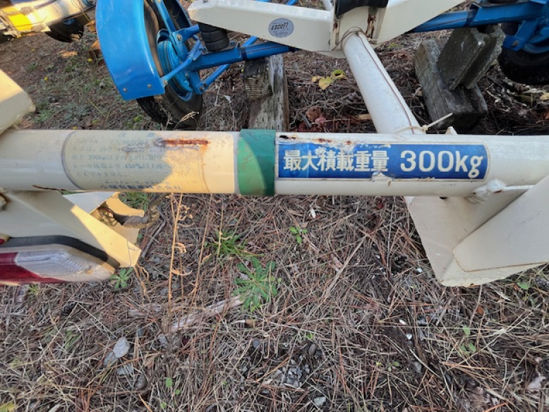 小塚自動車 エスコ11BT