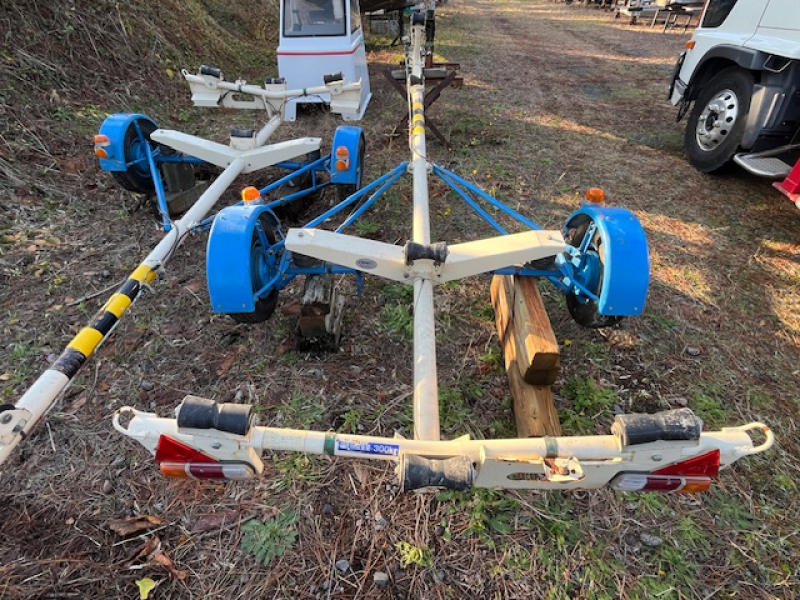 小塚自動車 エスコ11BT