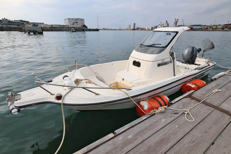 ヤマハ UF-21カディ F80B換装済み,手動油圧ハンドル搭載