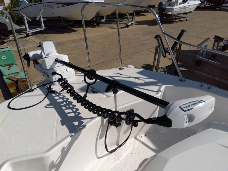 ヤマハ YFR-24 EX FSR 日生マリーナ赤穂店にて体験試乗艇