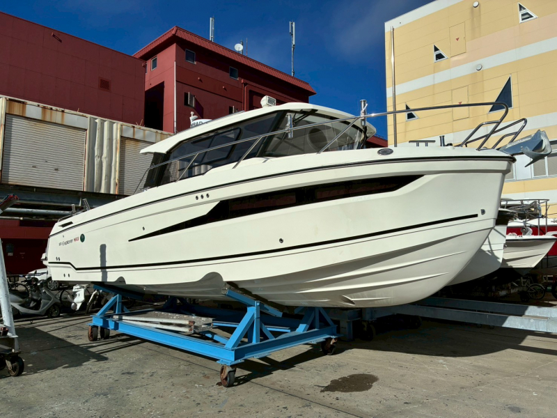 PARKER 920 即納中古艇（33ft/9.99m）