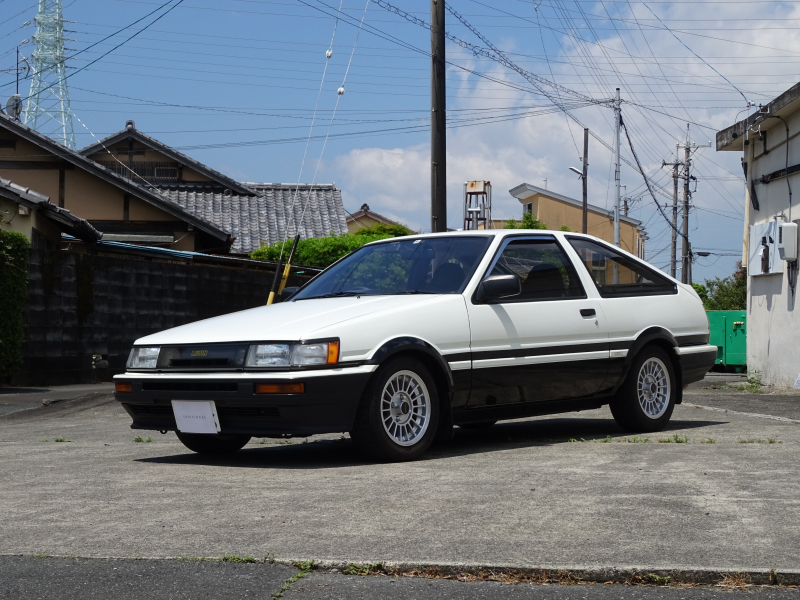最新入庫車情報 1987 Toyota Toyota Corolla Levin Hatchback 68000km
