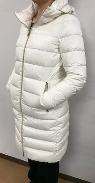 HERNO☆ホワイト薄手ダウンコート☆42 【公式通販】