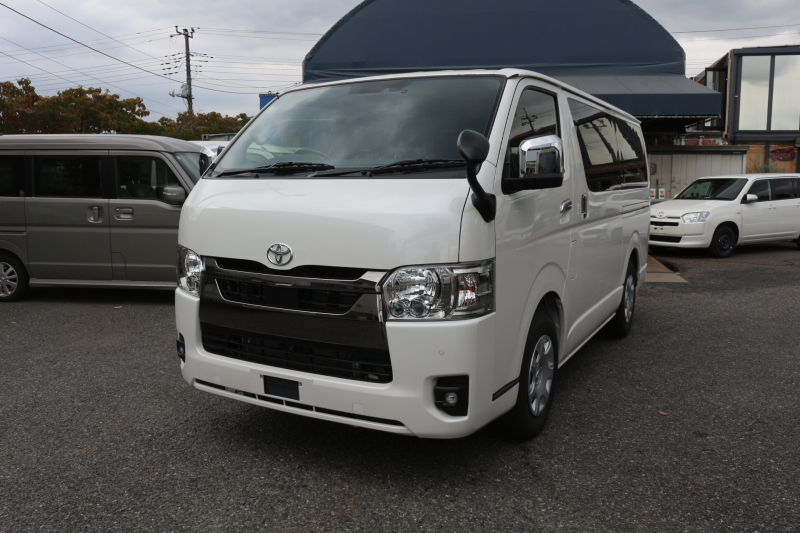 ハイエース