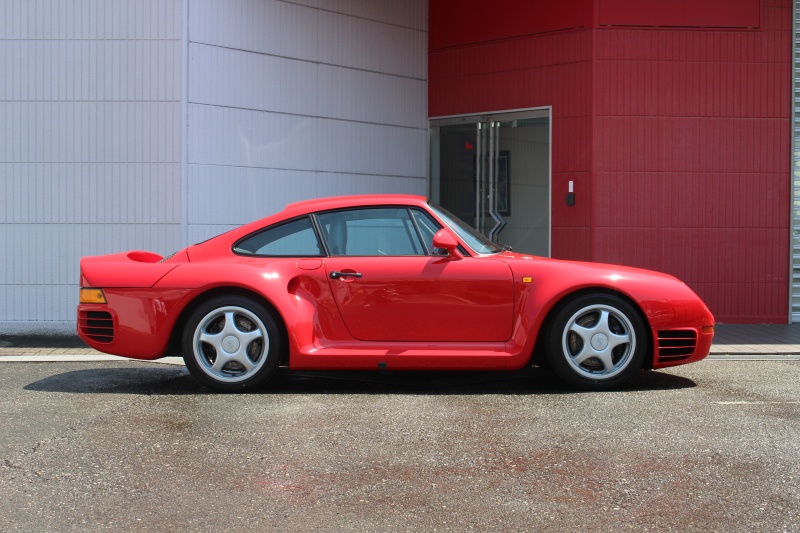 中古車・新車情報 ポルシェ 959 