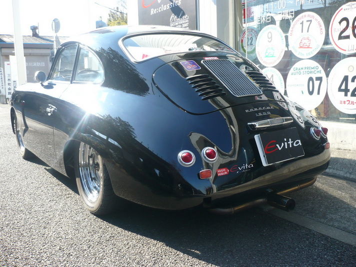 ポルシェポルシェ356Aクーペエビータ オランダの愛好家が10年で完全復元した、世界に1台だけの
