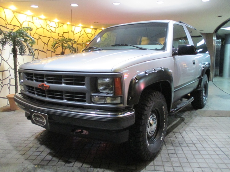 シボレー タホ スポーツ カーゴフェイス 4wd ディーラー車 中古車 情報 Garage Crew Cab