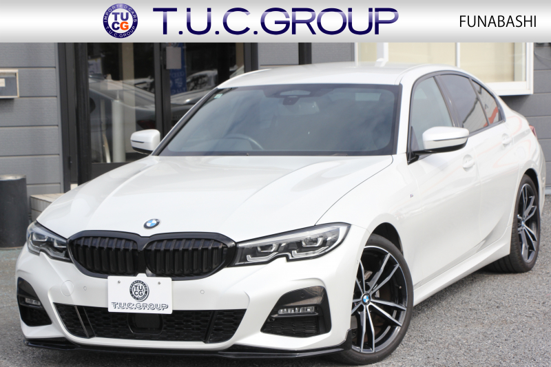 BMW 3シリーズ 320i Mｽﾎﾟｰﾂ ﾃﾞﾋﾞｭｰP ｺﾝﾌｫｰﾄP 真珠色 ﾋｰﾀｰ黒革 専用ﾌﾞﾙｰｽﾃｯﾁ 19AW 追従ACC Mﾊﾟﾌｫｰﾏﾝｽﾘｯﾌﾟｽﾎﾟｲﾗｰ&ﾌﾞﾗｯｸｸﾞﾘﾙ ｽﾃｱﾘﾝｸﾞｻﾎﾟｰﾄ LEDﾍｯﾄﾞﾗｲﾄ 電動ﾄﾗﾝｸ ｱｯﾌﾟﾙｶｰﾌﾟﾚｲ ﾀｯﾁ画面HDDﾅﾋﾞﾜｲﾔﾚｽ充電 Pｱｼｽﾄ 2年保証