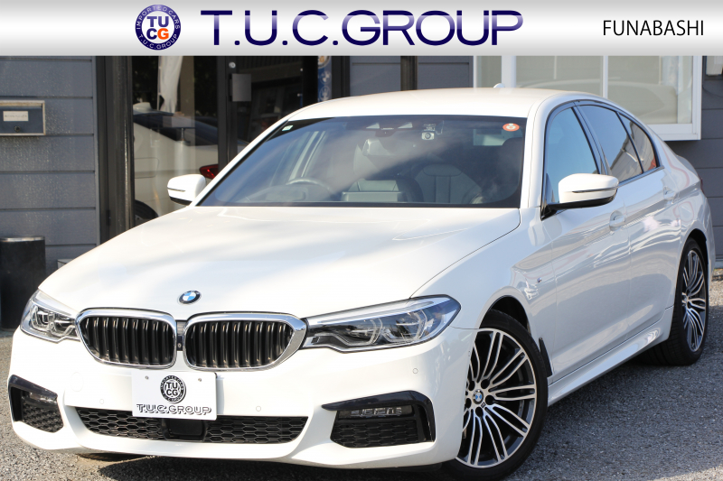 BMW 5シリーズ 523d Mｽﾎﾟｰﾂ ﾊｲﾗｲﾝ 変更後ﾓﾃﾞﾙ 1ｵｰﾅ 新液晶ﾒｰﾀｰ 燃費21.5km/L 全席ﾋｰﾀｰ黒革 HUD LEDﾍｯﾄﾞﾗｲﾄ 追従ACC ｽﾃｱﾘﾝｸﾞｻﾎﾟｰﾄ ｵｰﾄﾊｲﾋﾞｰﾑ ﾀｯﾁ画面HDDﾅﾋﾞﾌﾙｾｸﾞTV 360度ｶﾒﾗ 電動ﾄﾗﾝｸ 専用ｴｱﾛ 19AW ﾊﾟﾄﾞﾙｼﾌﾄ ｱﾝﾋﾞｴﾝﾄﾗｲﾄ 2年保証