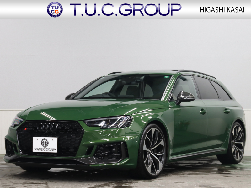 アウディ RS4 ﾍﾞｰｽｸﾞﾚｰﾄﾞ RSﾃﾞｻﾞｲﾝPKG ｶｰﾎﾞﾝｽﾀｲﾘﾝｸﾞPKG 　ADVｷｰ 黒革 ﾊﾟﾉﾗﾏSR ﾋｰﾀｰ RSｽﾎﾟｰﾂｴｷｿﾞｰｽﾄ 360ｶﾒﾗ ﾏﾄﾘｸｽLEDﾗｲﾄ MMIﾅﾋﾞTV Bang&Olufsen Bluetooth ﾊﾞｰﾁｬﾙｺｸﾋﾟｯﾄ 純正20AW　2年保証