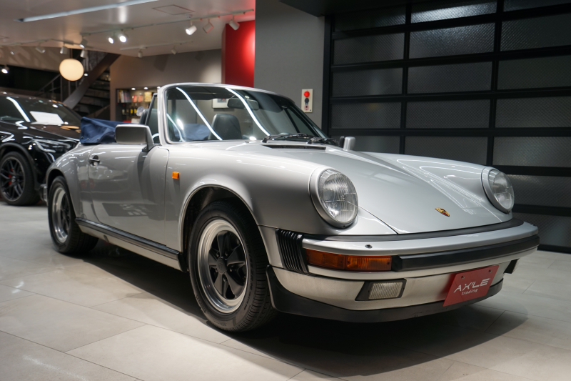 ポルシェ 911(Type930) カレラ　カブリオレ　最終型　5MT 　トノカバー付き