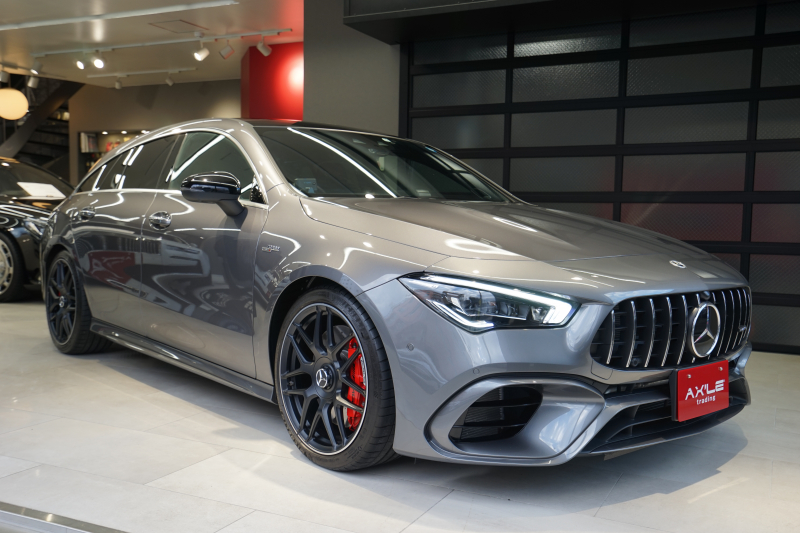 AMG CLAクラス CLA 45S シューティングブレーク　1オーナー　AMGパフォーマンスPKG　パノラミックスライディングルーフ　OP19インチマットブラックアルミホイール