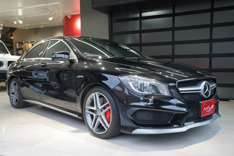 AMG CLAクラス CLA45AMG　4MATIC　アドバンストPKG　AMGパフォーマンスサスペンション　走行9985km